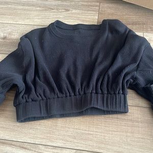 Long Sleeve cropped sweater
